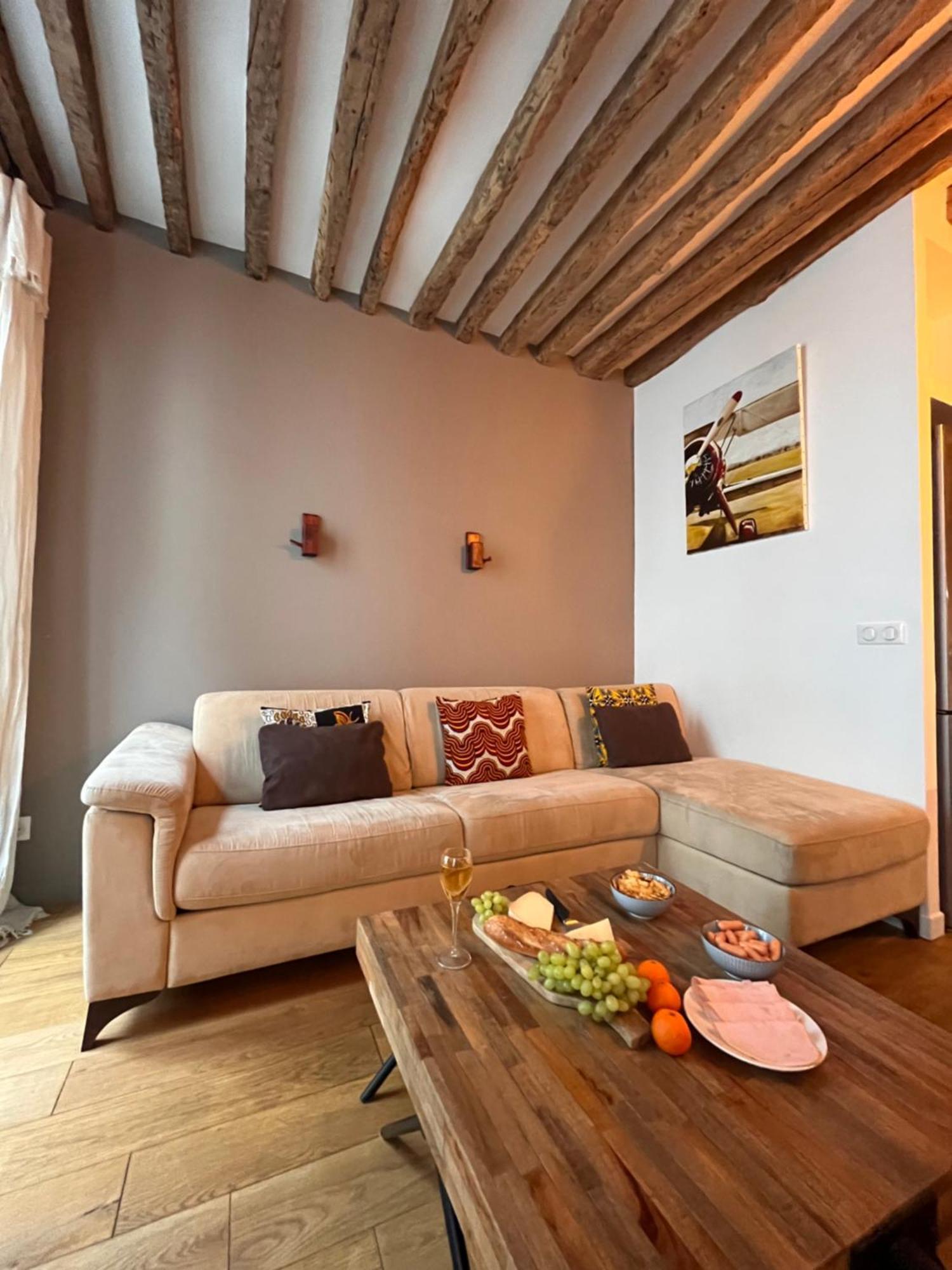 Appartement A Saint-Paul En Plein Coeur Du Marais 4 Pers パリ エクステリア 写真