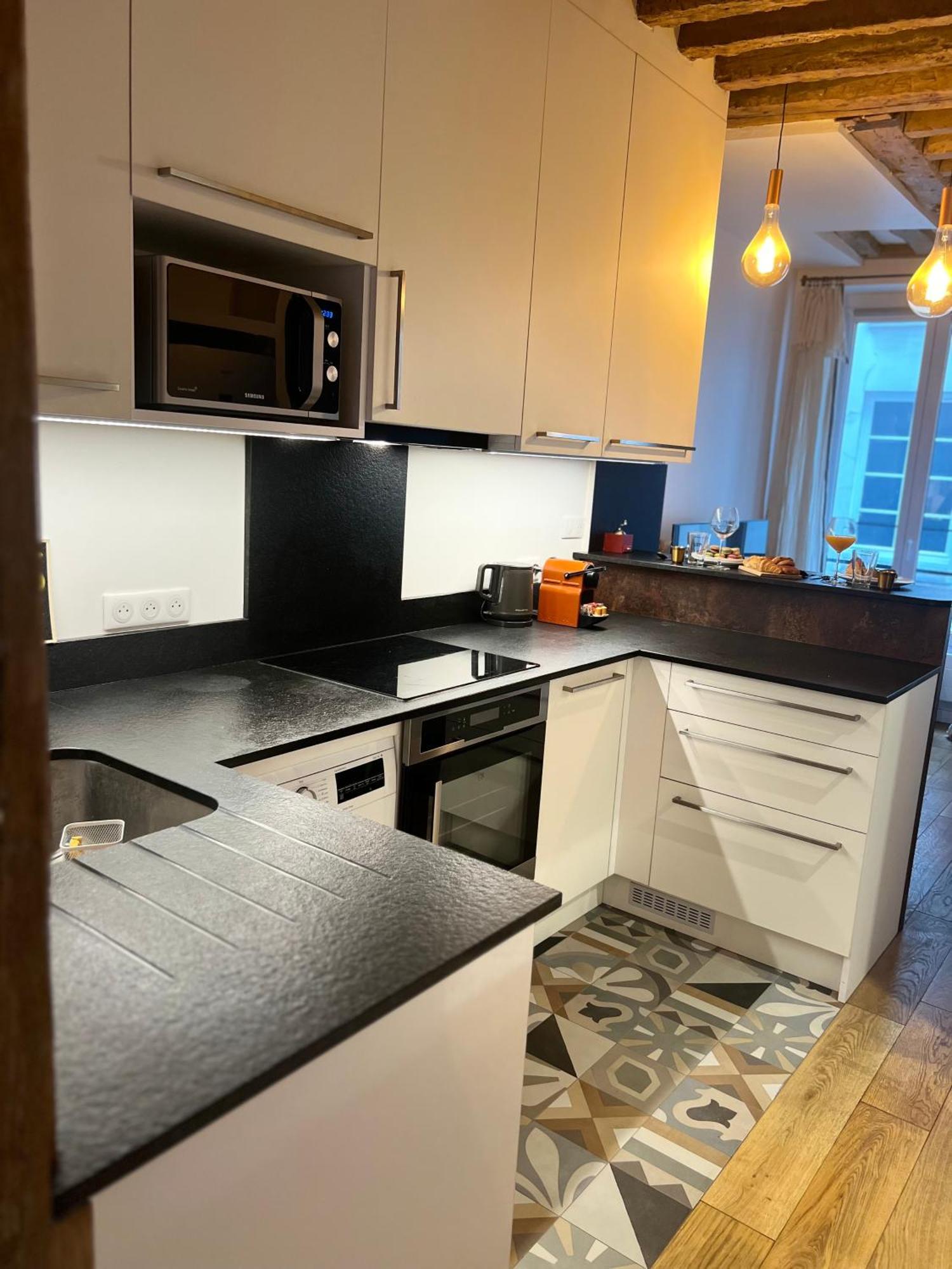 Appartement A Saint-Paul En Plein Coeur Du Marais 4 Pers パリ エクステリア 写真